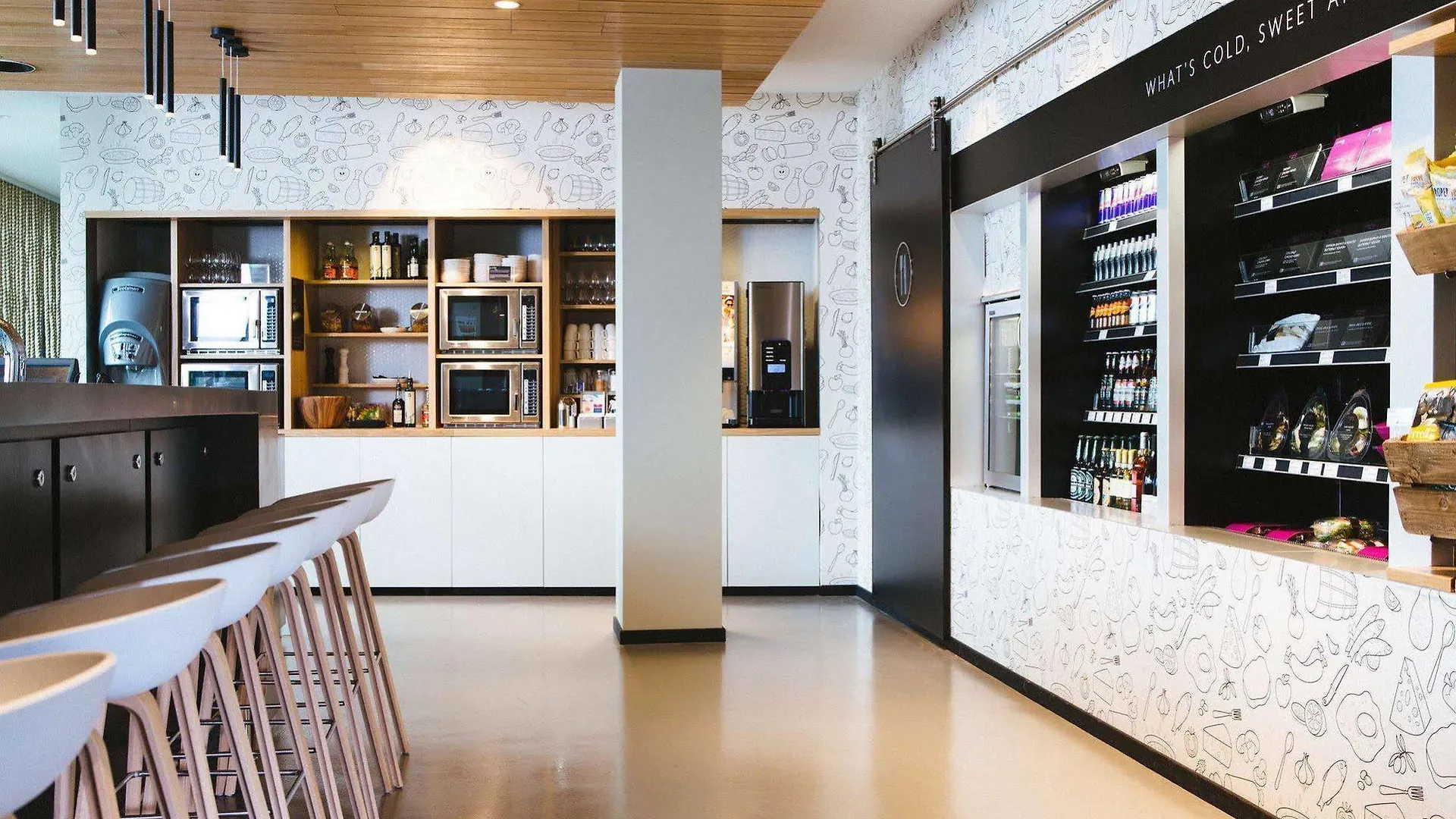 Hotel Moxy Milan Malpensa Airport Case Nuove  Italien