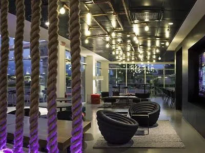 Hotel Moxy Milan Malpensa Airport à Case Nuove  Italie
