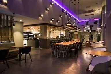 Hotel Moxy Milan Malpensa Airport à Case Nuove