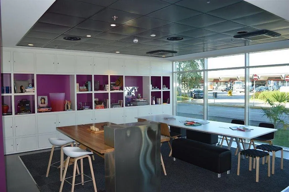 Moxy Milan Malpensa Airport Hotel Case Nuove